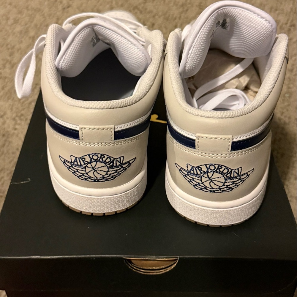 Jordan 1 low White, Grey, Navy Blue- New Never Worn - Picture 2 of 5
